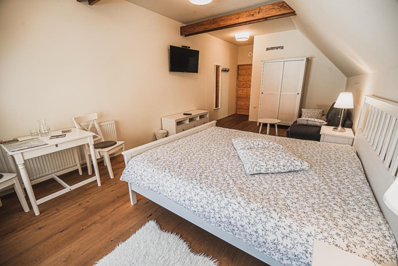 Šentjur Farm Stay Zurej מראה חיצוני תמונה